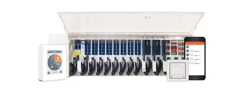 Интелигентно управление на панелно отопление с вградени термостати