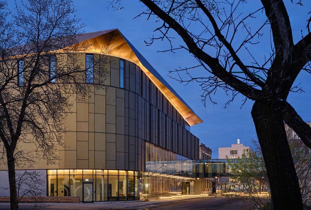 Интегриране на естетика и енергийна ефективност в соларни фасади