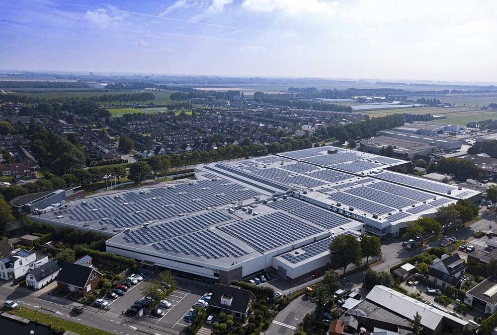 Как покривите могат да превърнат сградите в електроцентрали