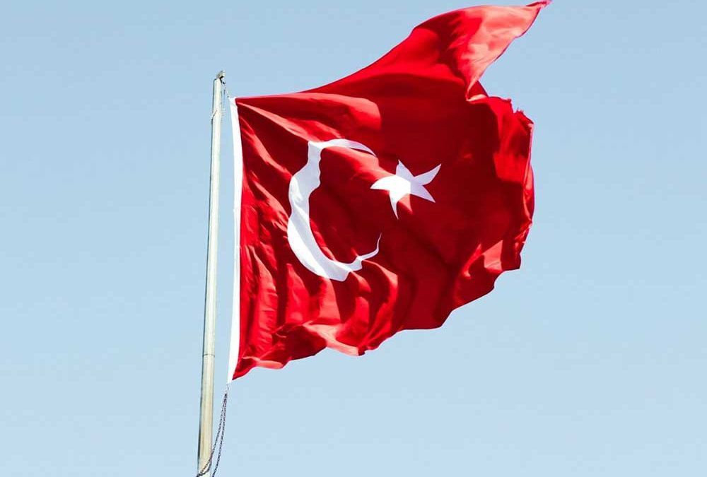 Турция стартира търг за 800 MW слънчева енергия