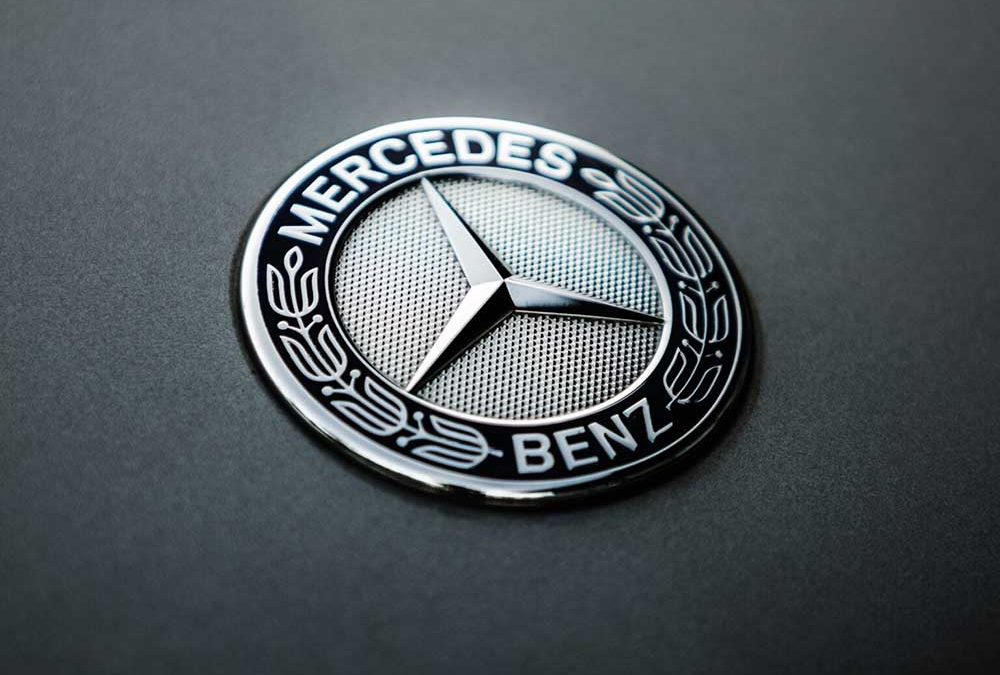 Mercedes-Benz тества нова соларна боя