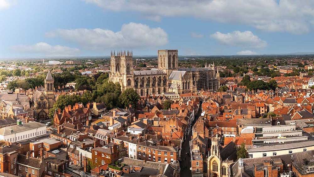 Соларна инсталация на покрива на Йорк Минстър