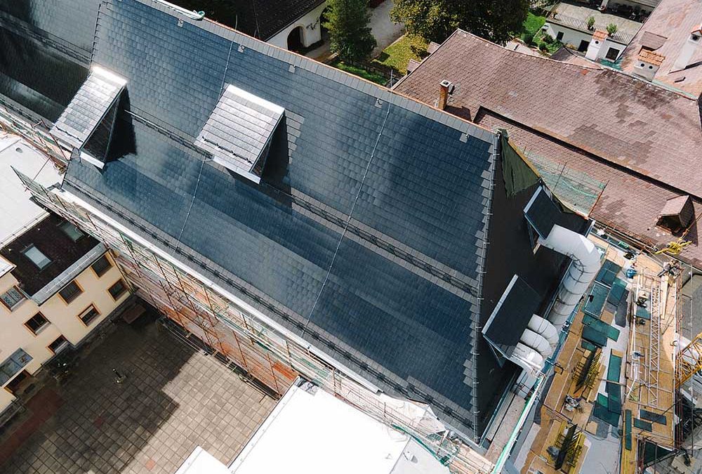 Новите фотоволтаичните керемиди на Kunsthaus mürz